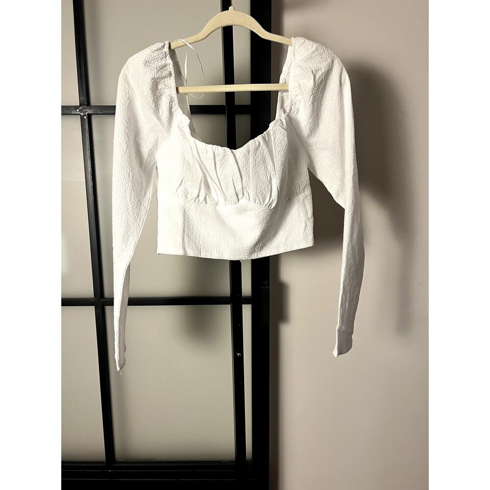 NWT ASTR The Label White Long Sleeve Square Neck Crop Top Size Large